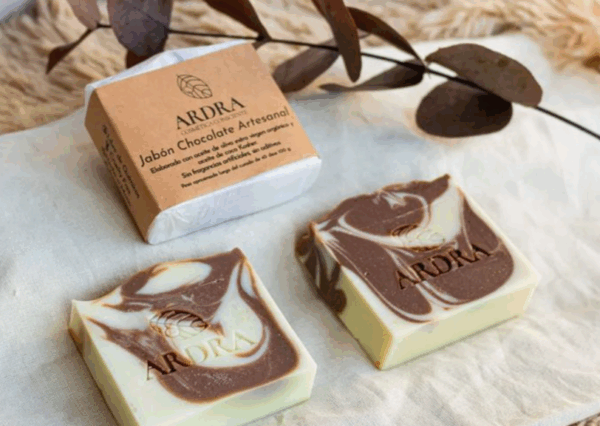 JABÓN DE CHOCOLATE ARTESANAL