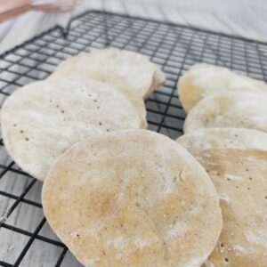 GALLETITAS DE AGUA BAJO ALMIDONES X DOCENA