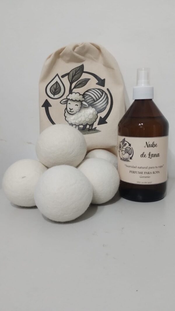 COMBO BOLAS DE LANA + PERFUME PARA ROPA - GERANIO